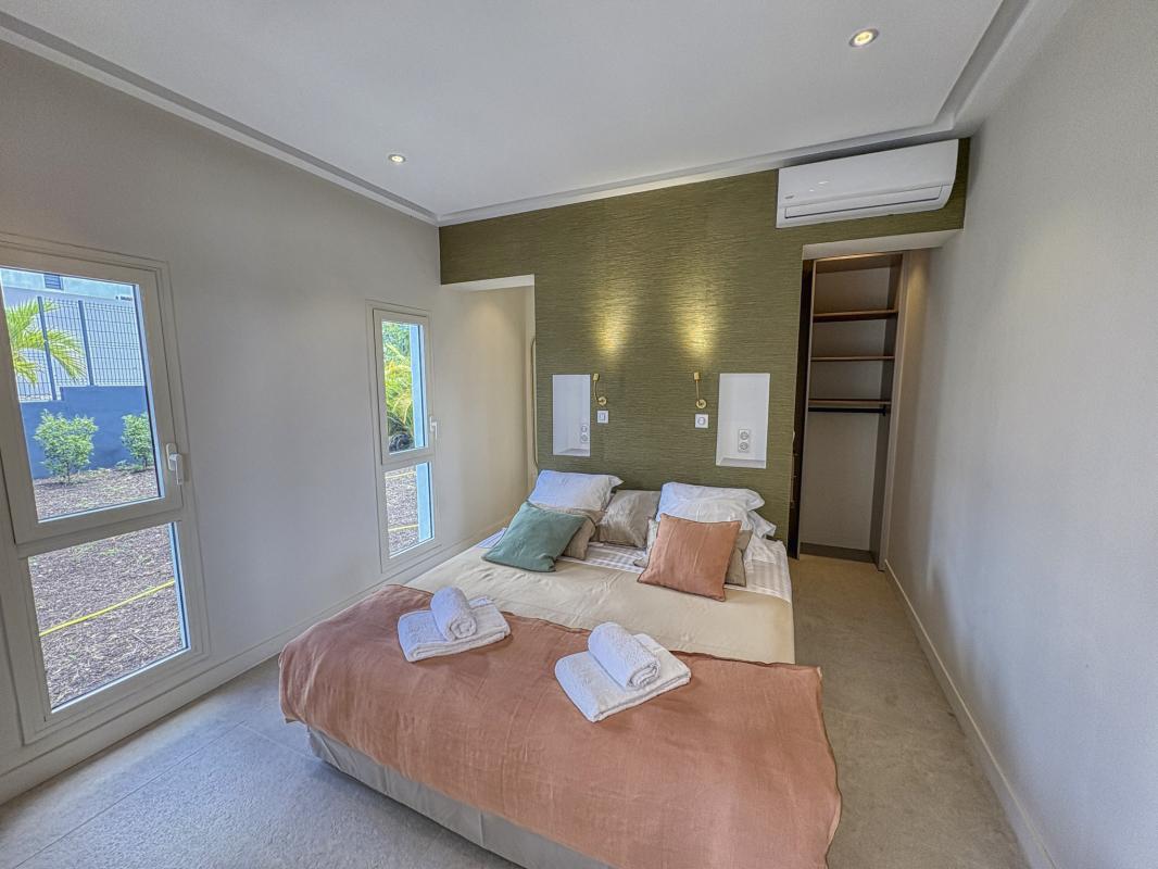21.Location villa piscine vue mer Saint François Guadeloupe_Chambre 1